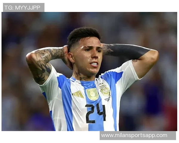 恩佐凭借三次关键传球和助攻荣膺切尔西本轮最佳球员称号